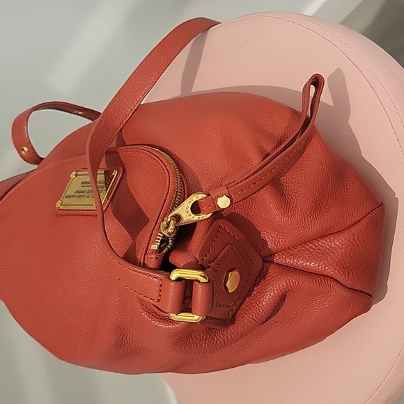 25. AUTHENTIC MARC BY MARC JACOBS - Picture 6 of 12